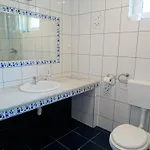 32706 - Radmila *