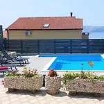 32706 - Radmila Apartamento