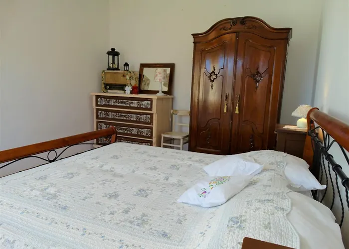 32706 - Radmila * Novi Vinodolski